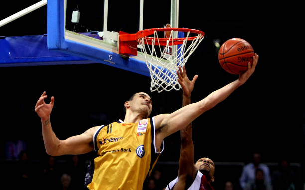 他能够客串 他能够客串