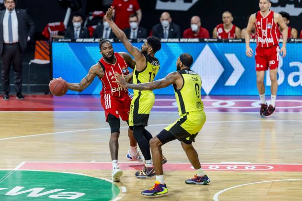 而同时漏吹 而同时漏吹